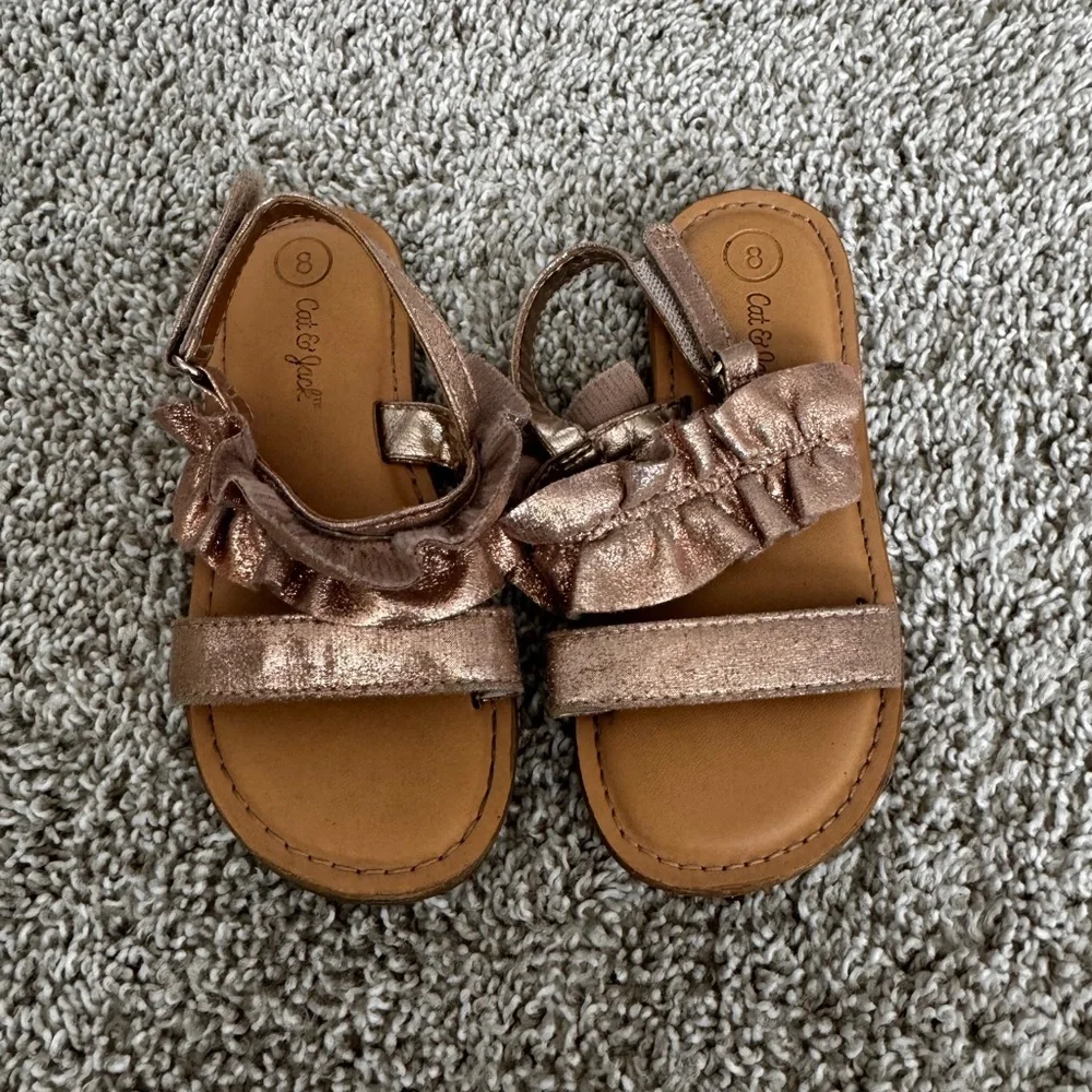 Cat & Jack Toddler Rose Gold Ruffle Sandals Toddler Girls' Dita Sandals Size 8 - Picture 2 of 5